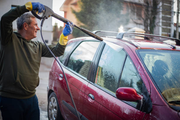 Best Garage Pressure Washing  in Vassar, MI